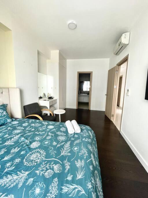 Biggest And Luxurious 3brs Rivergate * TP. Hồ Chí Minh